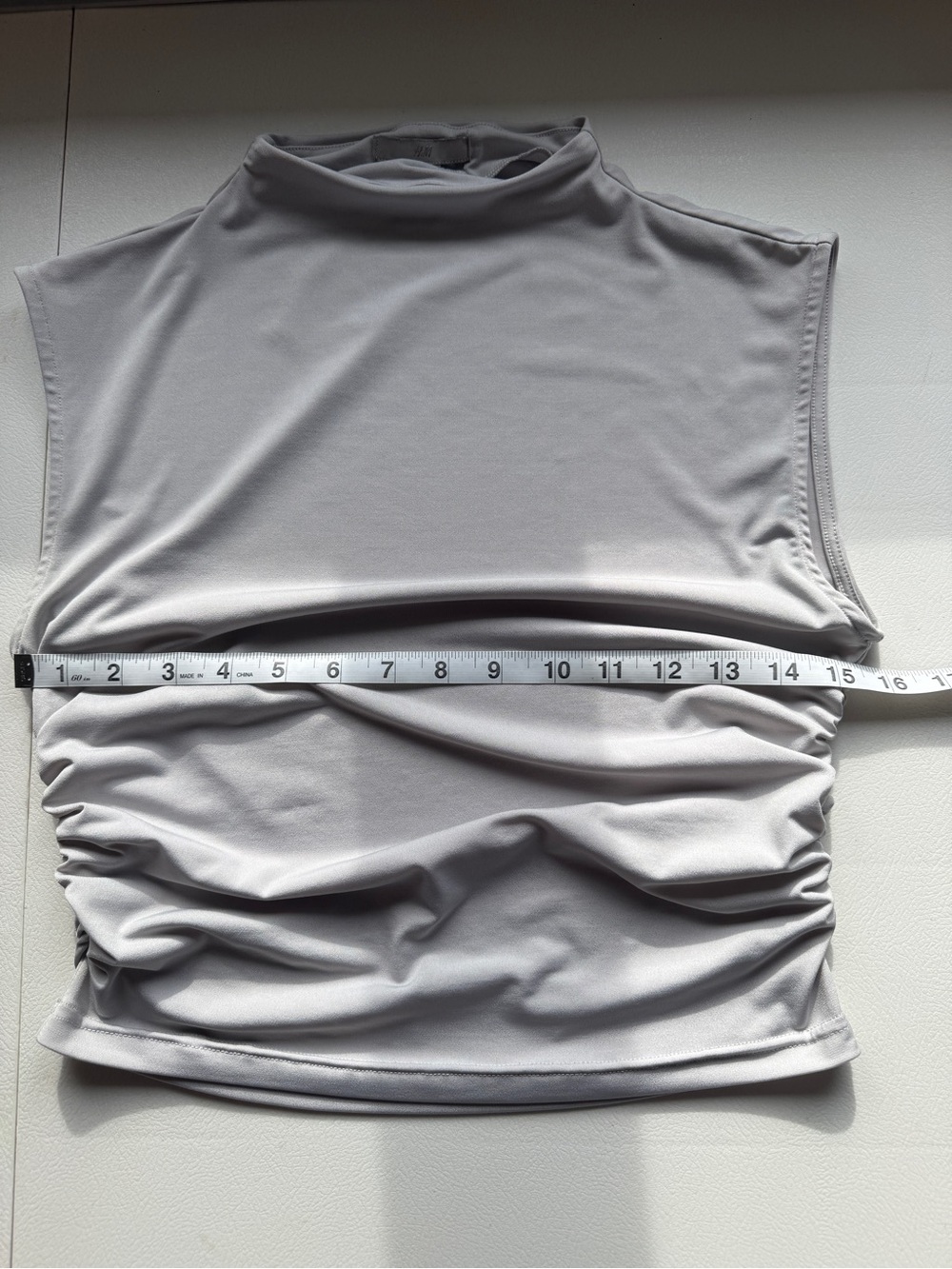 H&M Mock Neck Ruched Sides Slim Fit Sleeveless Women’s Top Size M